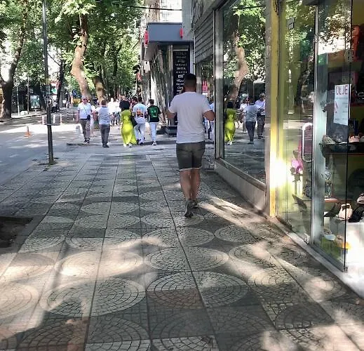 Casa Mia - Modern Near The Center * 地拉那
